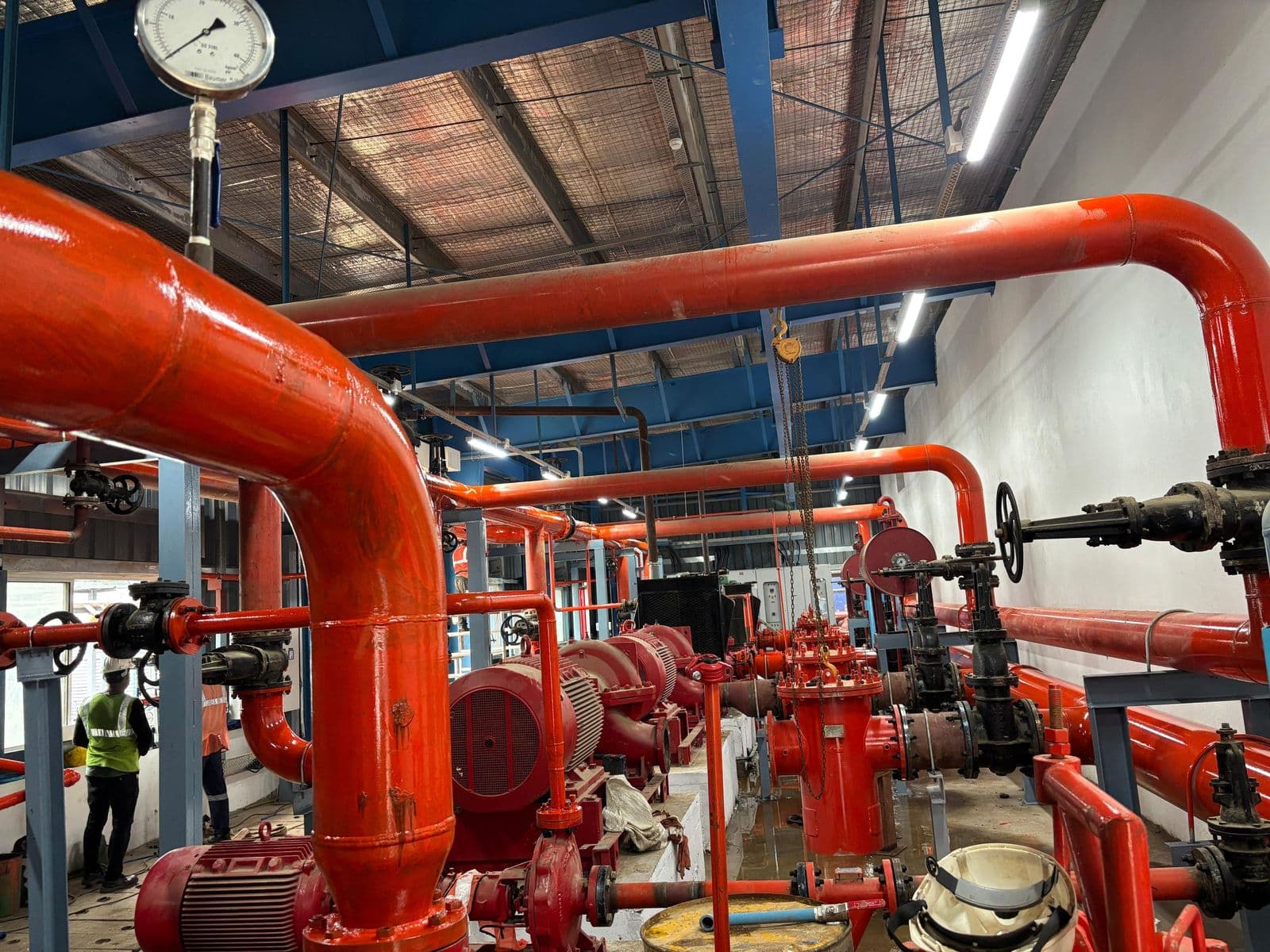 Fire water pump house with pumps, strainer and header piping