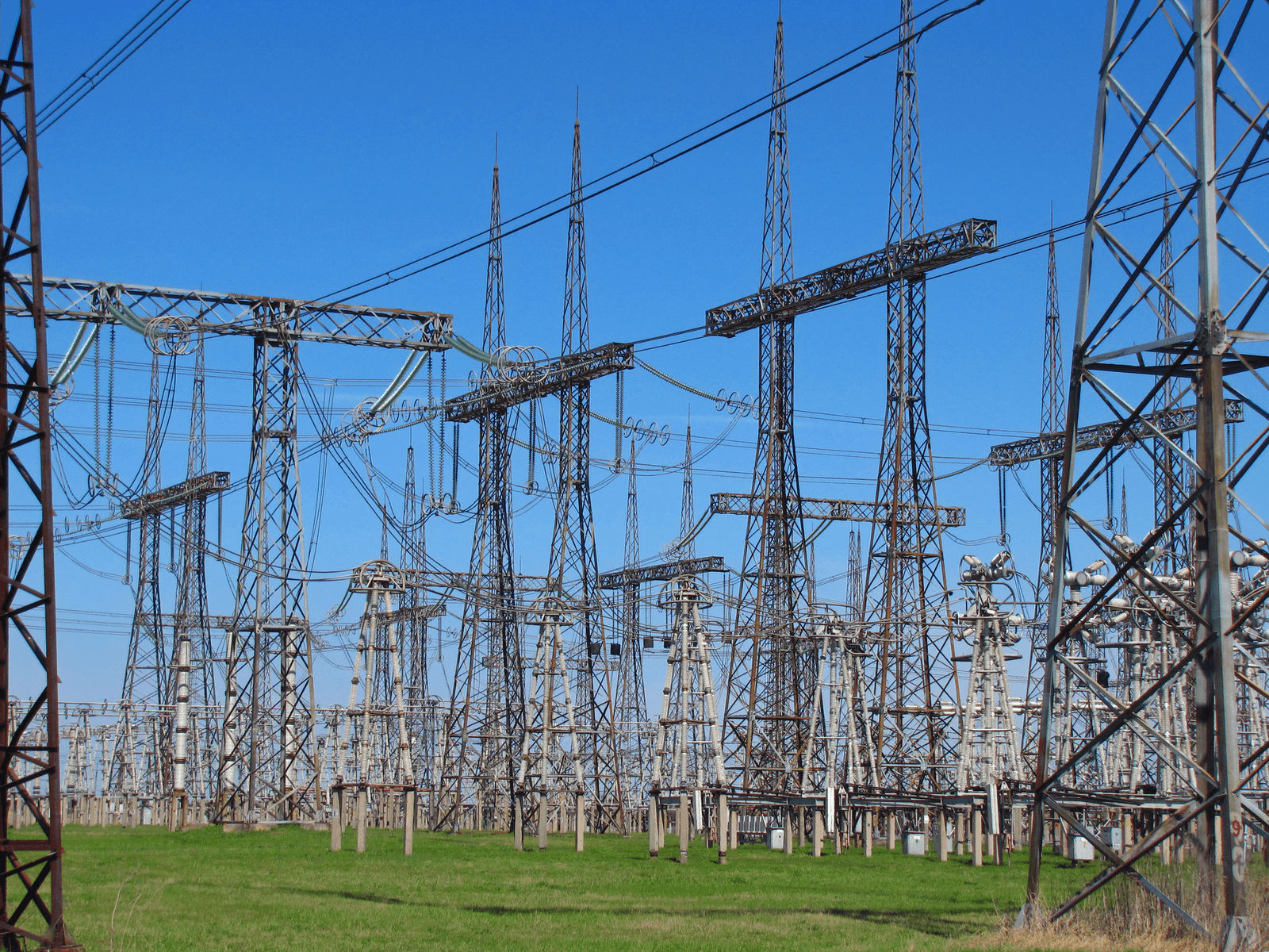 High-voltage substation switchyard